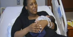 Doctor helped pregnant woman online in giving birth