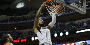 Hoops Habit: Dallas Mavericks Should Keep Tyson Chandler