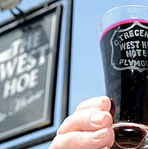 Pub glass returned after almost 74 years which was originally taken by the soldier of World War 2