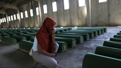 Bosnia mourns Srebrenica massacre victims