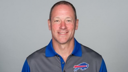 Bills OL coach Kromer arrested in Florida for battery