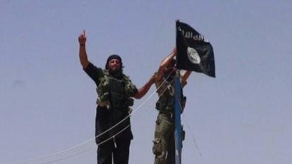 In ‘first’, IS beheads two women in Syria