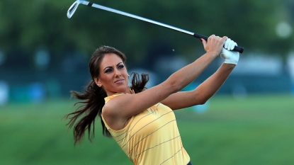 Golfer scores prom date with Holly Sonders