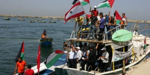 BBC News: Israel ‘intercepts’ Gaza-bound boat