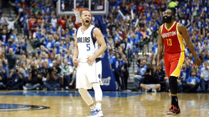 Barea sticking with Mavs after return last season