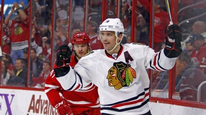 Blackhawks send 3-time Stanley Cup champ Patrick Sharp in 4-player deal that nets Daley