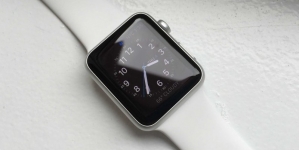 Apple Watch sales down 90% from opening week, report says