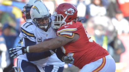 Chiefs Pro Bowl DT Dontari Poe Out After Back Surgery