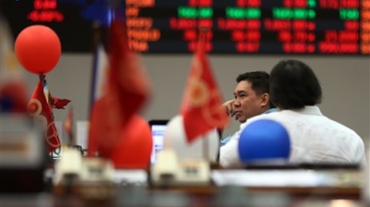 China stocks rise after new curbs on selling