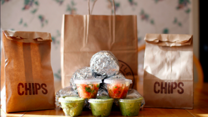 Chipotle Mexican Grill beats 2Q earnings expectations, misses revenue