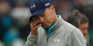 Spieth goes to 72nd hole of Open needing birdie