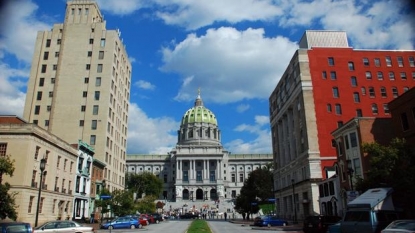 Pennsylvania governor vetoes liquor privatization bill