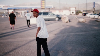 Earl Sweatshirt Had To Knock A Fan Out For Trespassing The Stage