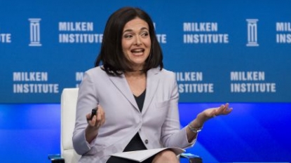 Facebook executive Sheryl Sandberg joins board of SurveyMonkey