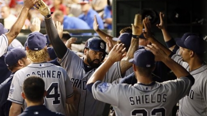 Fielder, Beltre homer in Rangers win over Padres