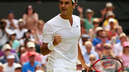 Flashy Federer eases past Querrey