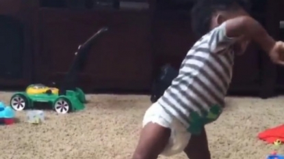 Former Raven’s baby drops everything to dance ‘The Whip’