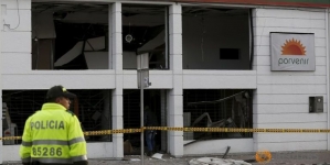 Homemade explosive wounds 5 in Colombian capital, police say : News