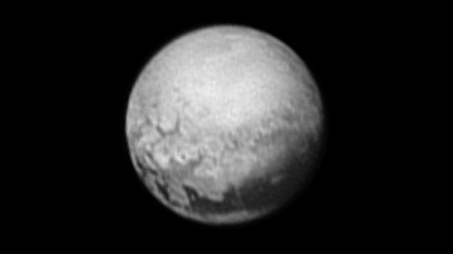 Pluto shows first sign of geology to approaching New Horizons