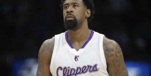 Clippers making push to keep DeAndre Jordan; Suns reach deal