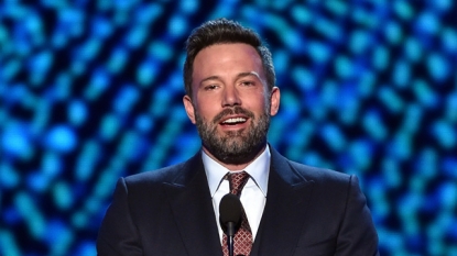 Ben Affleck still wearing wedding ring