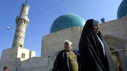 Kuwaiti Sunnis, Shias unite for Friday prayer after deadly attack