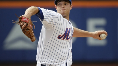 Matz has record day at plate in debut, Mets beat Reds 7