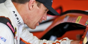 New Hampshire NASCAR: Carl Edwards takes pole for Joe Gibbs Racing