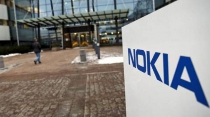 Nokia to re-enter mobile phone market in 2016