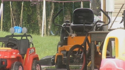 2-year-old boy has foot cut off by lawn mower