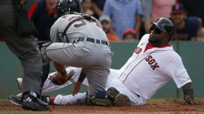 Ortiz powers Red Sox past Tigers