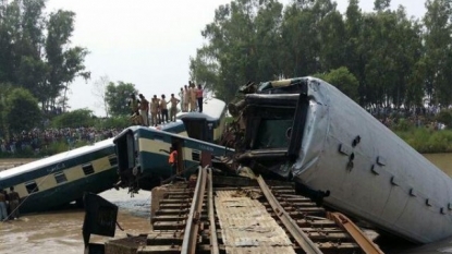 Five killed as train falls into canal in Pakistan, AsiaOne Asia News