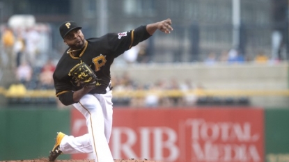 Padres lose fourth straight, 3-2 to Pirates