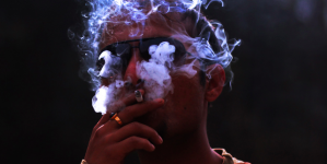 Lighthouse News Daily: Smoking Increases Risk of Psychosis Diagnose