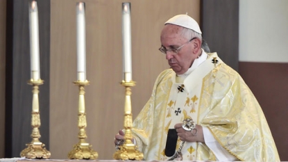 Pope getting very Argentine welcome at Caacupe