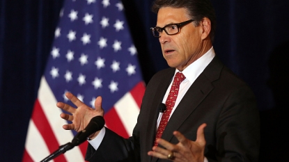 Rick Perry Challenged Donald Trump to a Pull-Up Contest