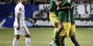 Rolling Jamaica, reeling Mexico meet in Gold Cup final