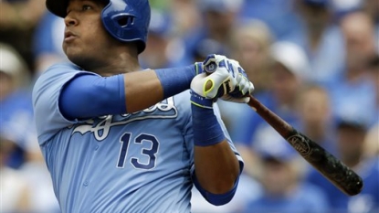 Royals lose Gordon to injury, rally past Rays 9