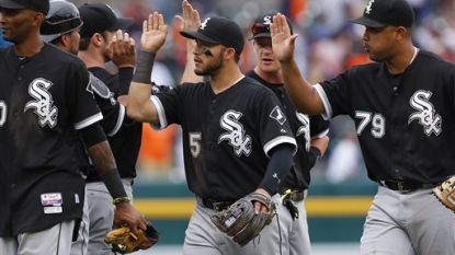 Sanchez 3-run triple in 10th lifts White Sox over Tigers 8