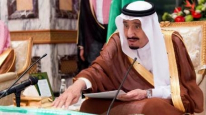 Saudi king shuffles government again