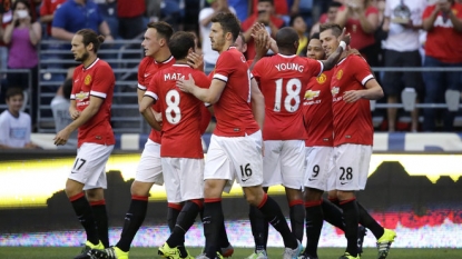 Schneiderlin scores in debut as Man U beats Club America 1