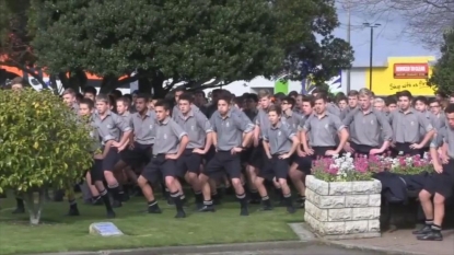 School performs emotional Haka at teacher’s funeral in New Zealand