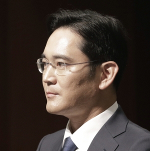 Shareholders approve Samsung deal paving way for succession