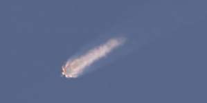 SpaceX Rocket Explodes Minutes After Takeoff