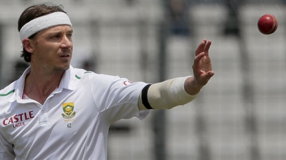 Steyn quickest to 400 wickets