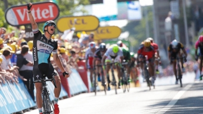 Stybar wins the 6th stage of Tour; Nibali and Martin crash