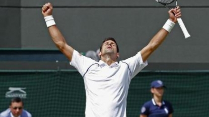 Novak Djokovic looks to move through gears in semis