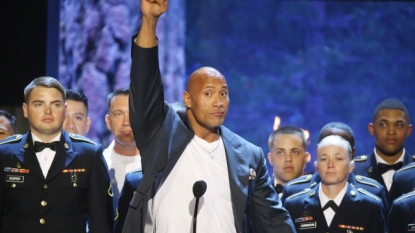 Arena Football player celebrates TD with The Rock’s elbow