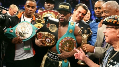 Mayweather stripped of title he won in Pacquiao fight