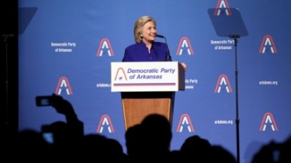 Hillary Clinton to propose increasing capital gains taxes as part of 2016